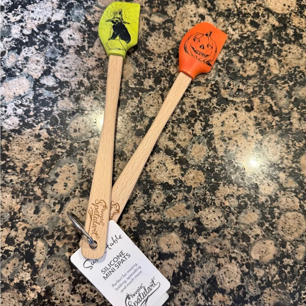 Sur La Table NWT Mini Halloween Spatulas, Set of 2